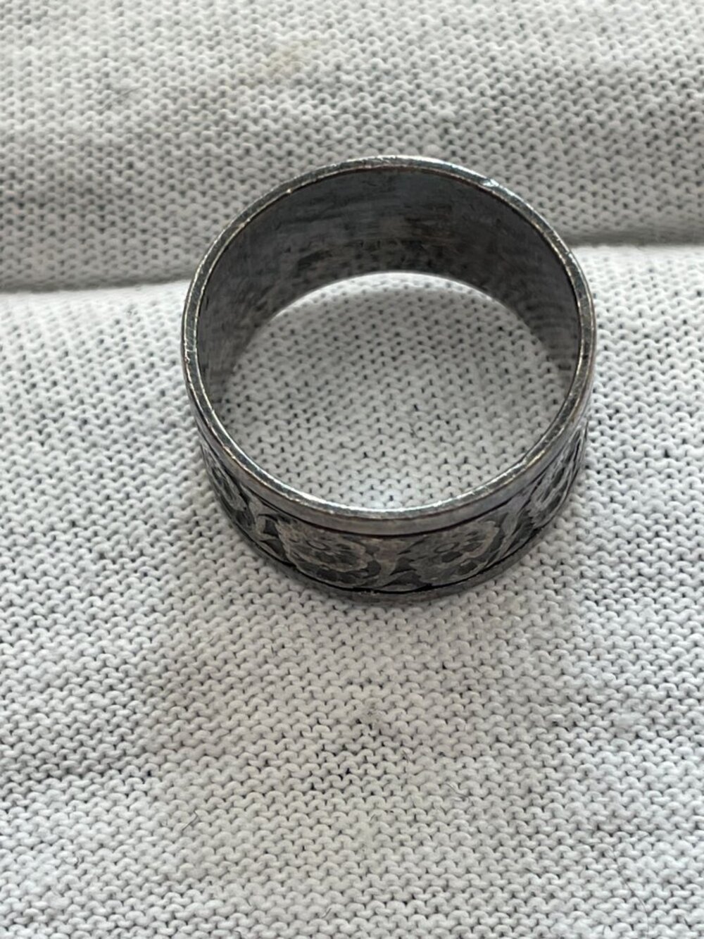 Vintage Sterling Silver Wide Floral Repousse Band Ring Size 7 Ornate Flower Vine - Picture 6 of 9